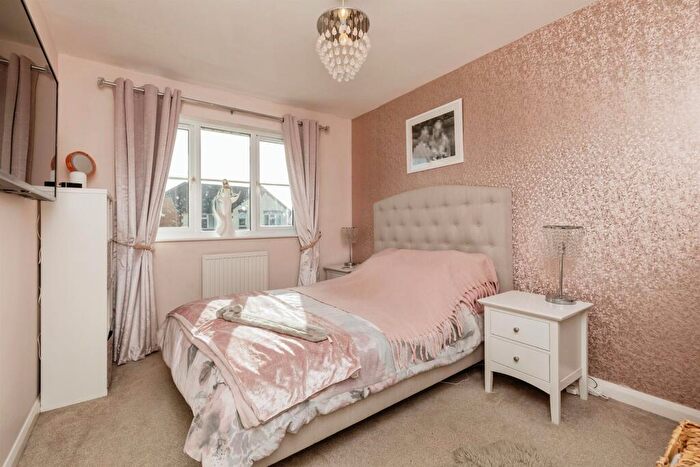 4 Bedroom Detached House For Sale In Summers Mead, Yate, Bristol, BS37