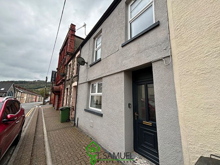 3 Bedroom Terraced House To Rent In Rheola Street, Penrhiwceiber, Mountain Ash, CF45