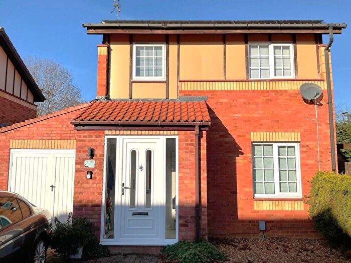 3 Bedroom Detached House For Sale In Home Pasture, Werrington, Peterborough, PE4