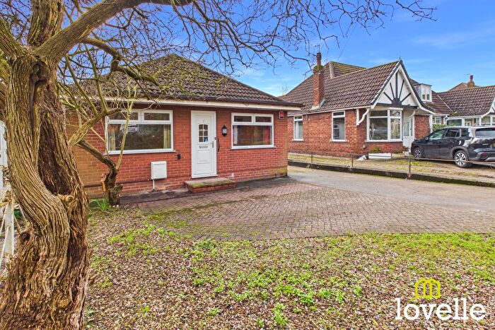 3 Bedroom Bungalow For Sale In Eppleworth Road, Cottingham, East Riding Of Yorkshire, HU16