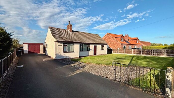 4 Bedroom Detached Bungalow For Sale In Sand Lane, Buslingthorpe Road, Market Rasen, LN8