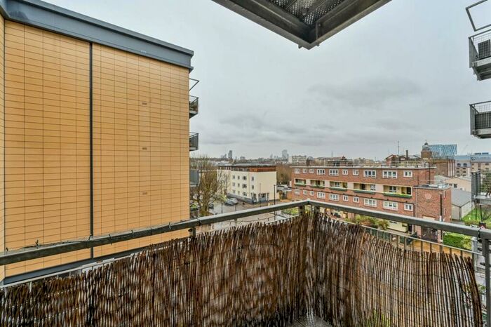 1 Bedroom Flat To Rent In Clayton Crescent, Islington, London, N1