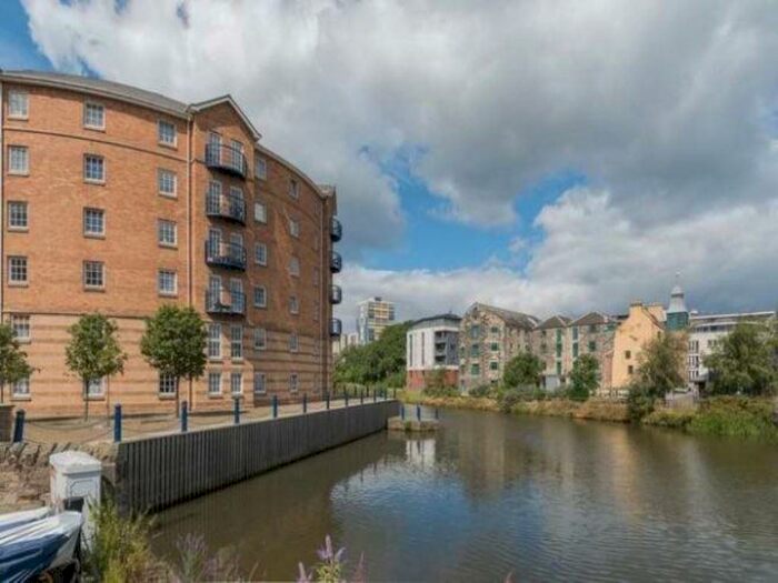2 Bedroom Apartment To Rent In Sheriff Bank, Leith, Edinburgh, EH6