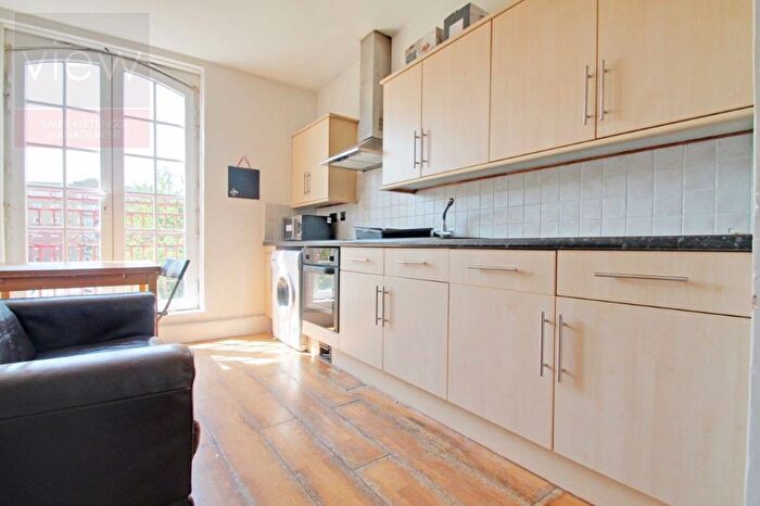3 Bedroom Property To Rent In Manciple Street, SE1