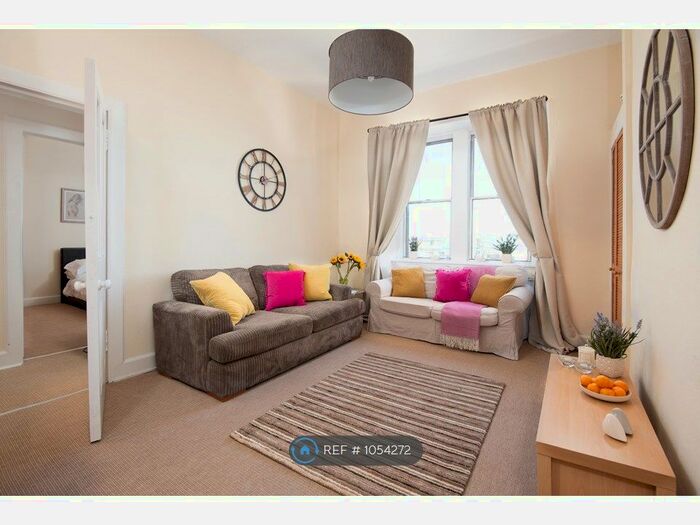 1 Bedroom Flat To Rent In Broughton Road, Edinburgh, EH7