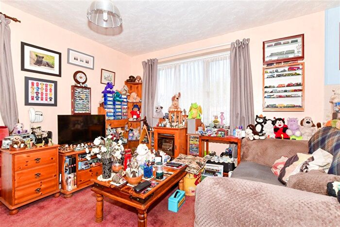 1 Bedroom End Terrace House For Sale In Sheridan Close, Maidstone, Kent, ME14