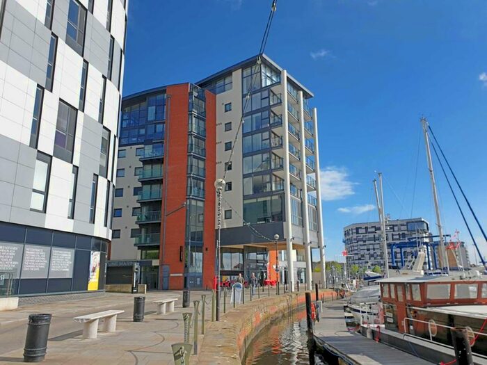 2 Bedroom Apartment To Rent In Neptune Marina, Coprolite Street, Ipswich, IP3