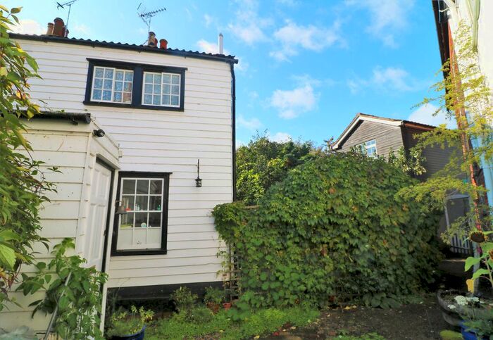 2 Bedroom Cottage To Rent In The Folly, Wivenhoe, Colchester, CO7