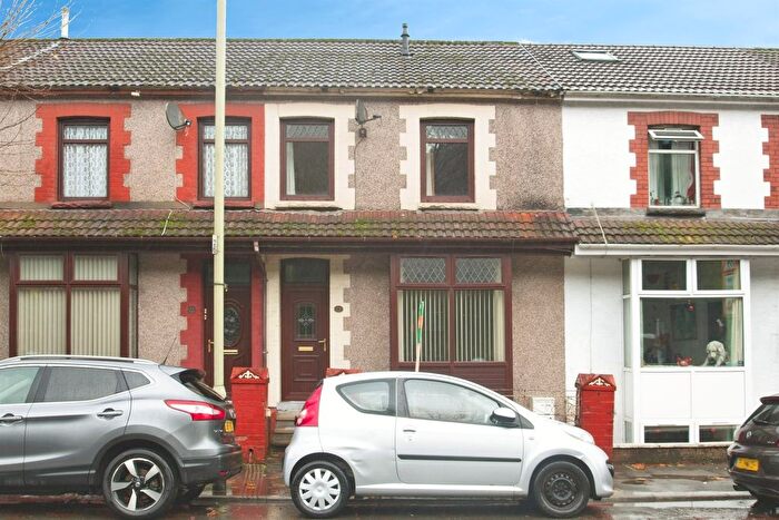 3 Bedroom Terraced House For Sale In Broadway, Pontypridd, CF37
