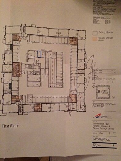 Garage / Parking To Rent In Barge Walk, London, SE10