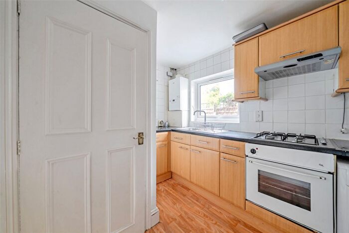 1 Bedroom Flat For Sale In Madeira Road, London, SW16