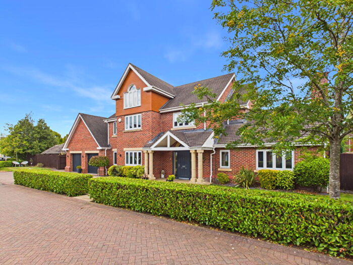 6 Bedroom Detached House For Sale In Hampstead Drive, Weston, Crewe, CW2