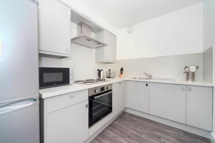 2 Bedroom Flat To Rent In Slateford Road, Slateford, Edinburgh, EH11