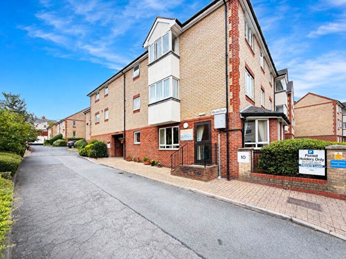 1 Bedroom Apartment For Sale In Maldon Road, Colchester, CO3