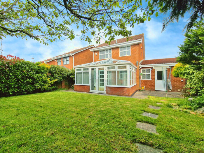 3 Bedroom Detached House To Rent In Smythe Croft, Whitchurch, Bristol, BS14