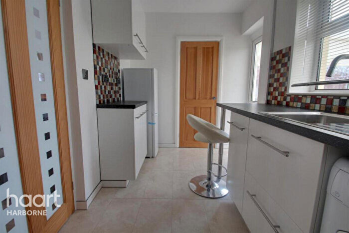 2 Bedroom Semi-Detached House To Rent In Pennant Grove, B29