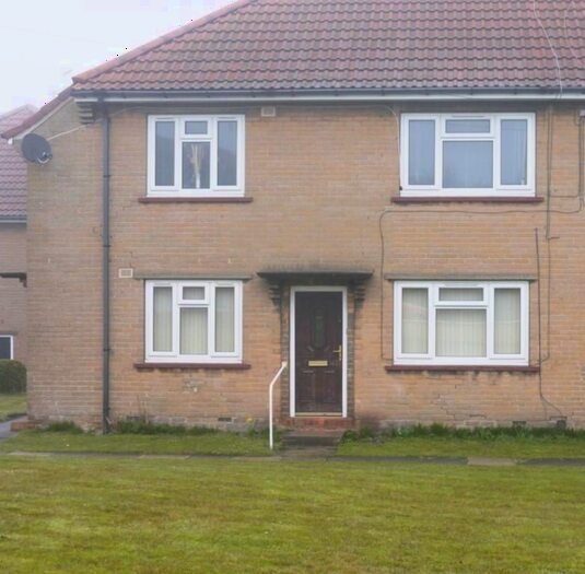 1 Bedroom Flat To Rent In Fartown, Pudsey, LS28