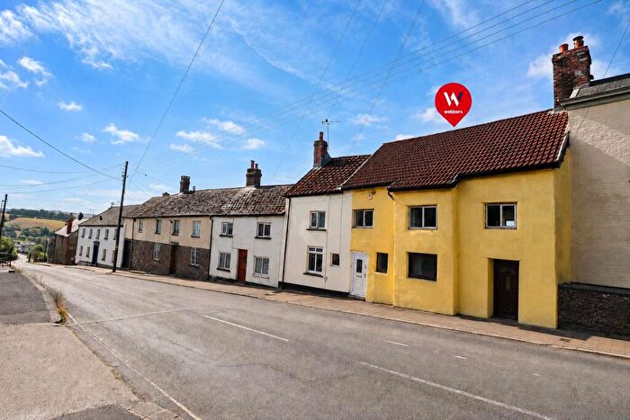 3 Bedroom Terraced House For Sale In East Street, South Molton, Devon, EX36