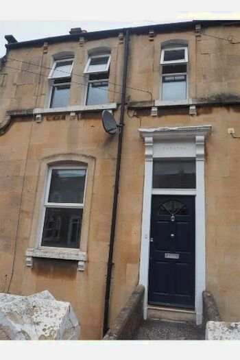 6 Bedroom Terraced House To Rent In South Avenue, Bath, Somerset, BA2