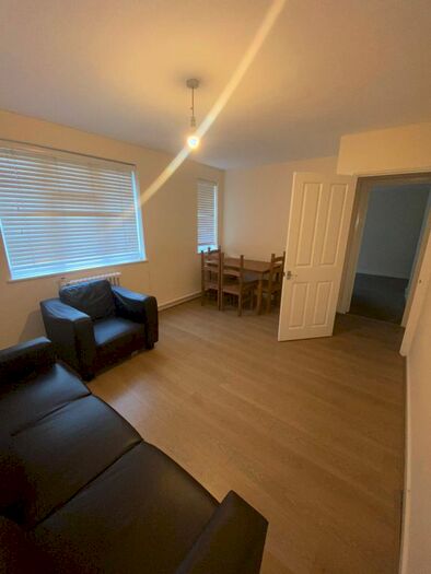 2 Bedroom Flat To Rent In Byron Road, Harrow, HA1
