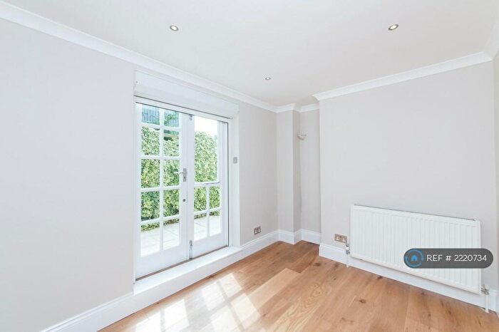 2 Bedroom Flat To Rent In Queensbridge Road, London, E2