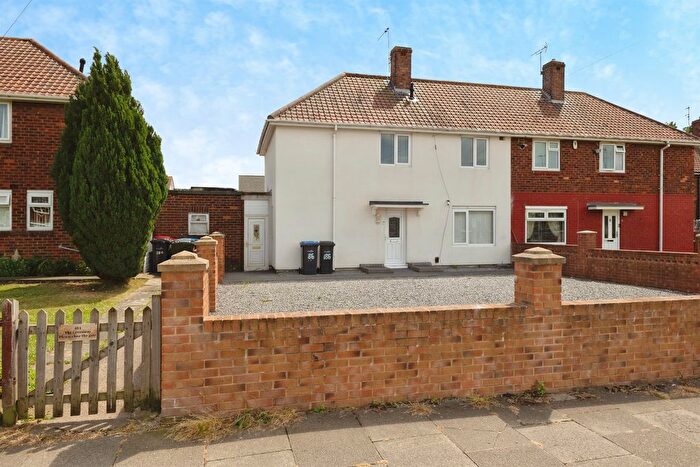 3 Bedroom Semi Detached House For Sale In The Greenway, Middlesbrough, TS3