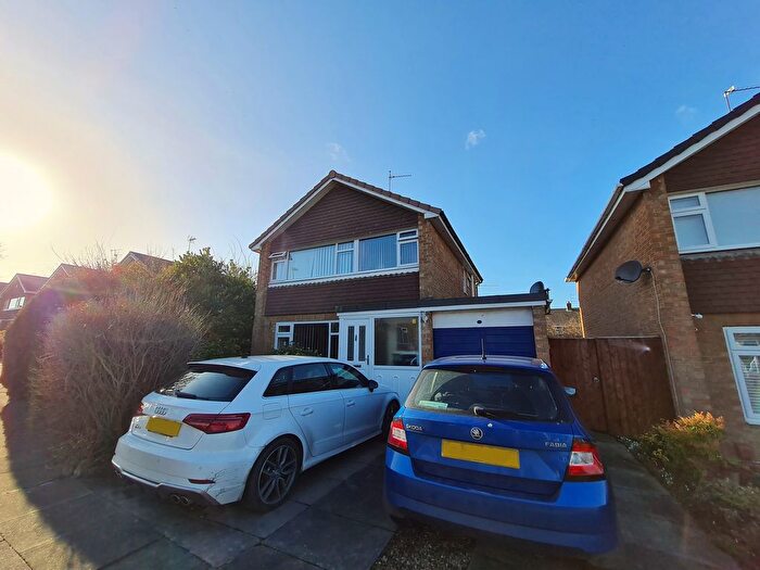 3 Bedroom Detached House To Rent In Edgecombe Drive, Darlington, DL3