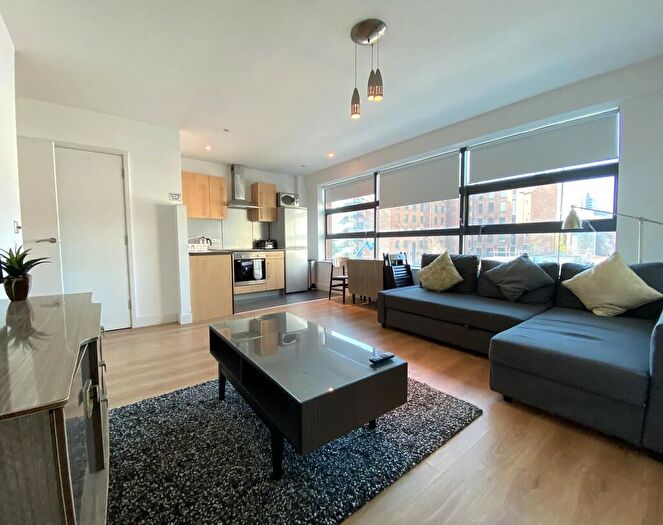 2 Bedroom Apartment To Rent In Apartments, Pickford St, MM2