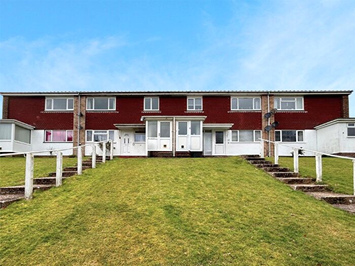 2 Bedroom Flat To Rent In Senlac Way, St. Leonards-On-Sea, TN37