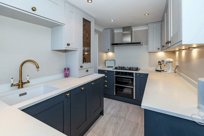 2 Bedroom End Of Terrace House To Rent In Truss Hill Road, Sunninghill, SL5