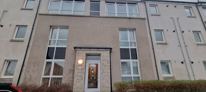2 Bedroom Flat To Rent In Farburn Place, Dyce, Aberdeen, AB21
