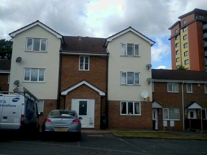 2 Bedroom Flat To Rent In Flat To Rent Rowley Regis, B65
