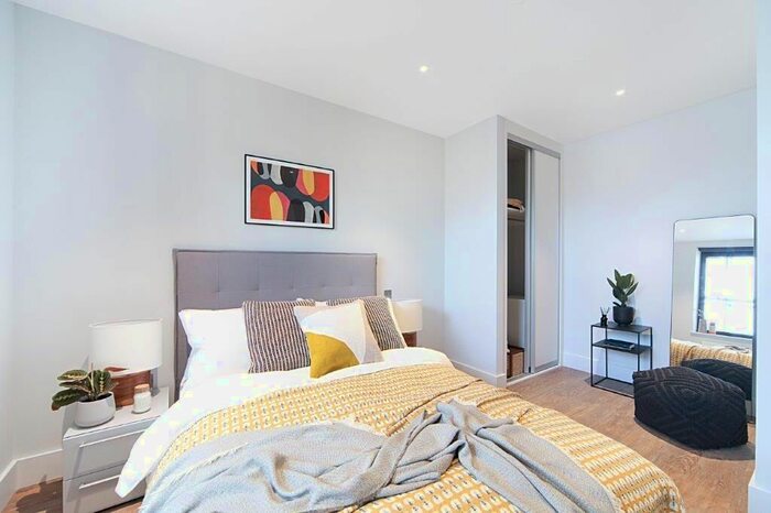 3 Bedroom Flat To Rent In Park Lane, Wembley, HA9