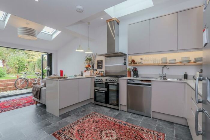 3 Bedroom Terraced House To Rent In Radley Road, Abingdon, OX14