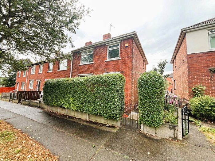 3 Bedroom End Of Terrace House To Rent In Mendip Avenue, Chester Le Street, DH2