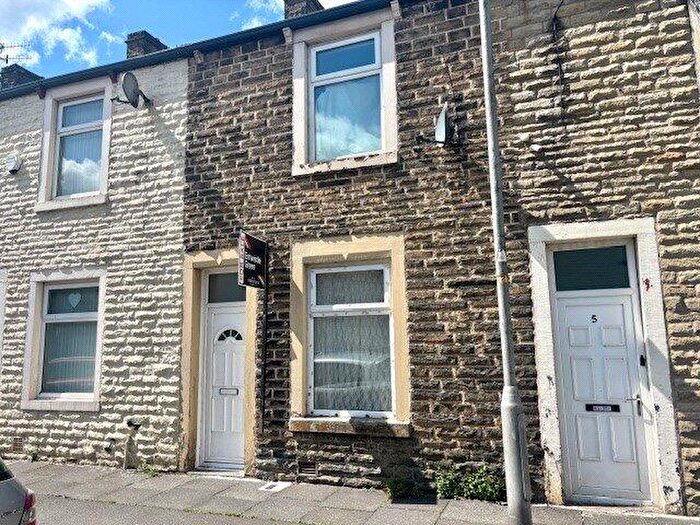 2 Bedroom Terraced House For Sale In Queen Victoria Road, Burnley, Lancashire, BB10