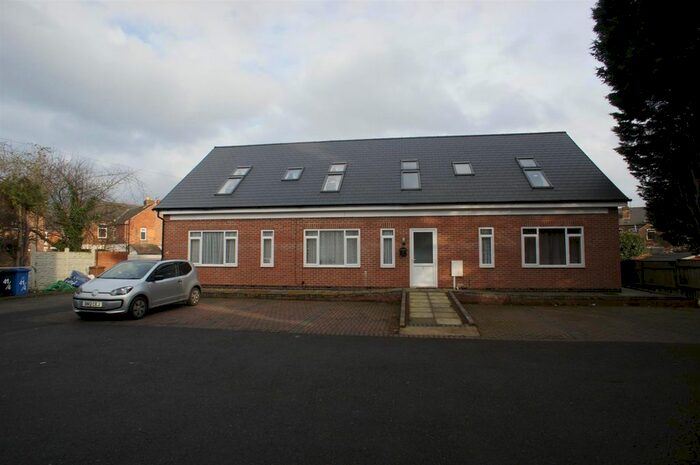 2 Bedroom Flat To Rent In Brighton Road, Alvaston, Derby, DE24