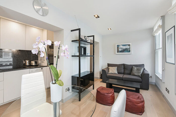 1 Bedroom Apartment To Rent In Redcliffe Square, Earls Court, SW5