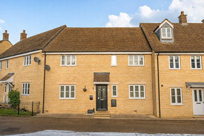 3 Bedroom Terraced House For Sale In Stocks Lane, Carterton, Oxfordshire, OX18