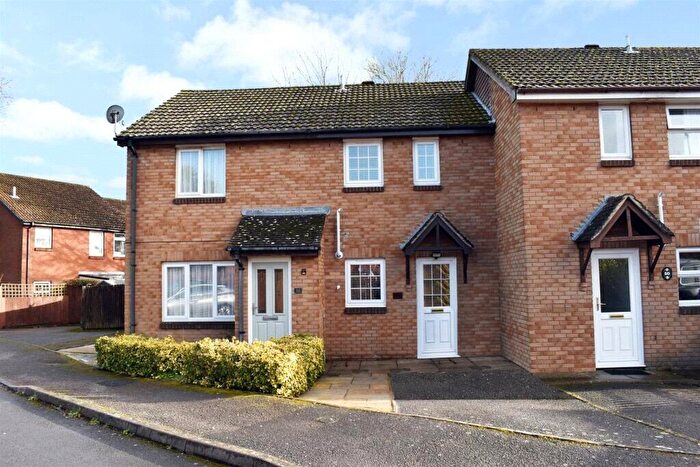 2 Bedroom Terraced House For Sale In Spartina Drive, Lymington, Hampshire, SO41