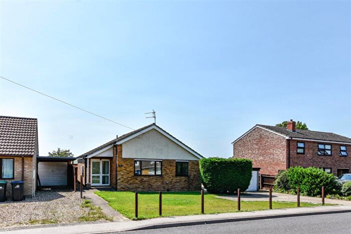 2 Bedroom Detached Bungalow To Rent In Ely Road, Little Downham, CB6