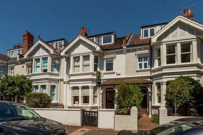 3 Bedroom Flat To Rent In Southdean Gardens, Southfields, London, SW19