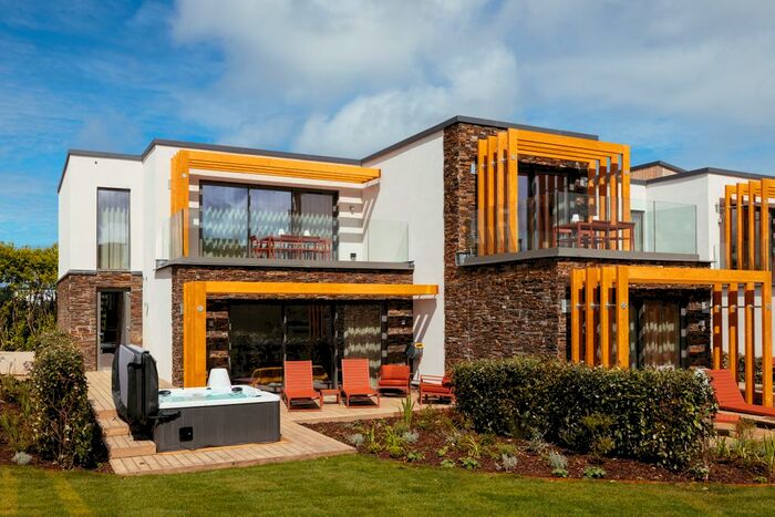 2 Bedroom Villa For Sale In Lelant, St. Ives, TR26