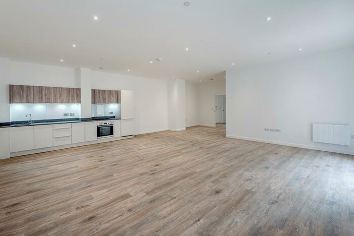 1 Bedroom Apartment To Rent In North Star House Swindon, SN2