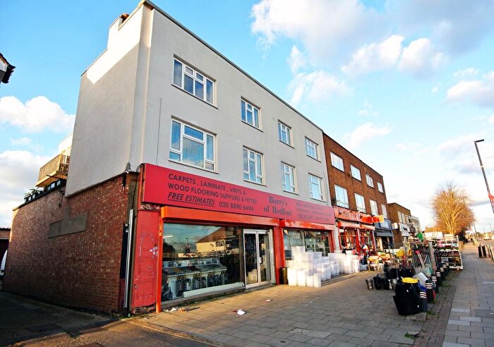 2 Bedroom Flat To Rent In Staines Road, Bedfont, TW14