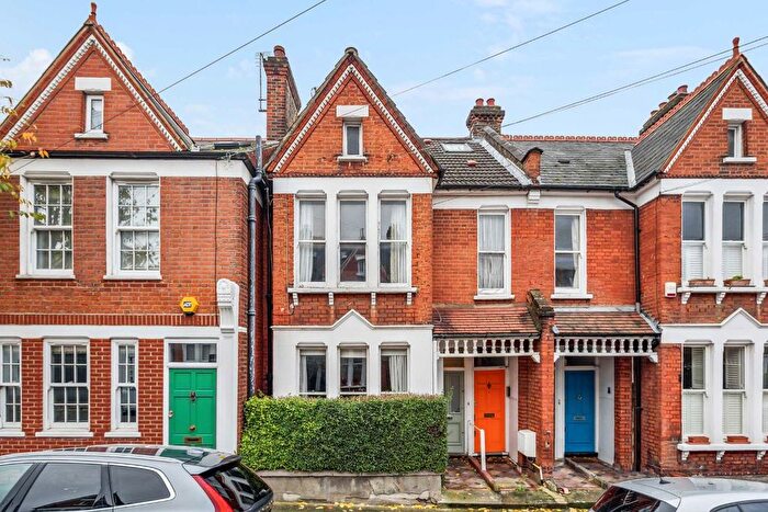 2 Bedroom Flat To Rent In Beira Street, Clpaham South, SW12