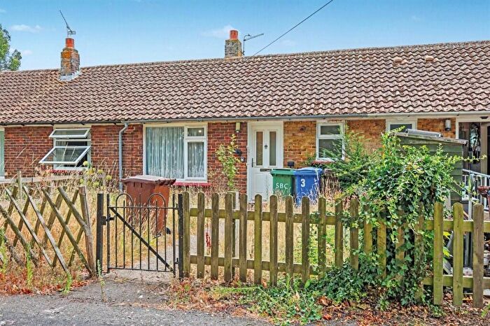 1 Bedroom Terraced Bungalow For Sale In Frognal Lane, Teynham, Sittingbourne, ME9
