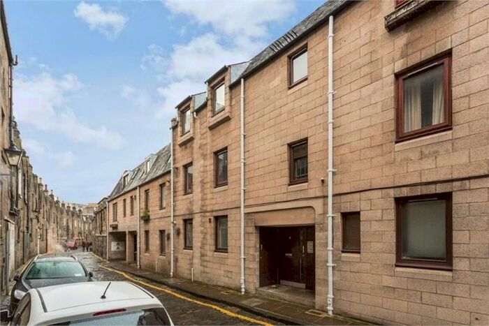 1 Bedroom Flat To Rent In Atholl Crescent Lane, West End, Edinburgh, EH3