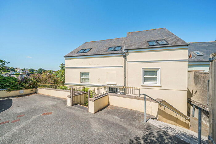 2 Bedroom Apartment For Sale In The Orchard, Modbury, PL21