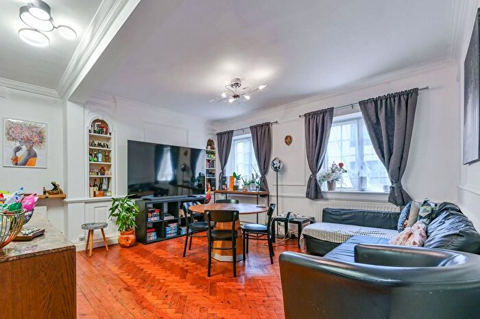 2 Bedroom Flat For Sale In Shepherd Street, Mayfair, London, W1J